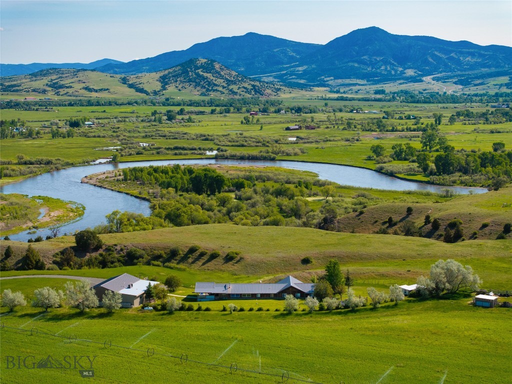 107 Mayflower Road, Whitehall, Montana