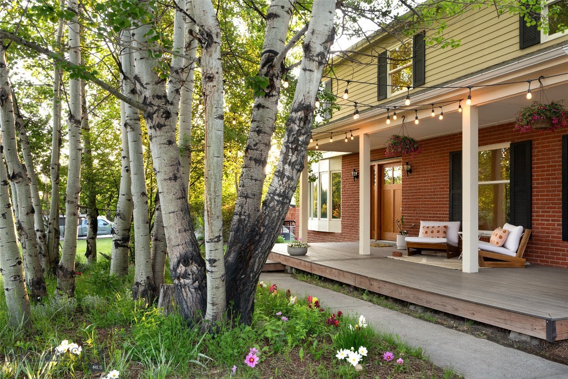 8373 Goldenstein Lane, Bozeman, Montana