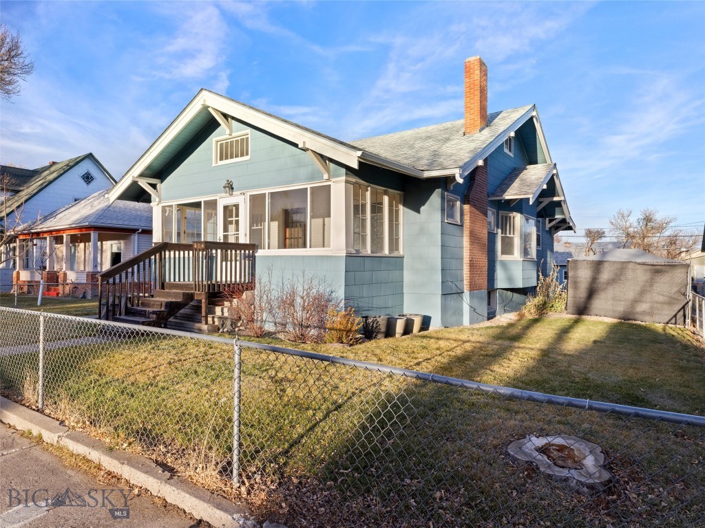 324 N 2nd Street, Livingston