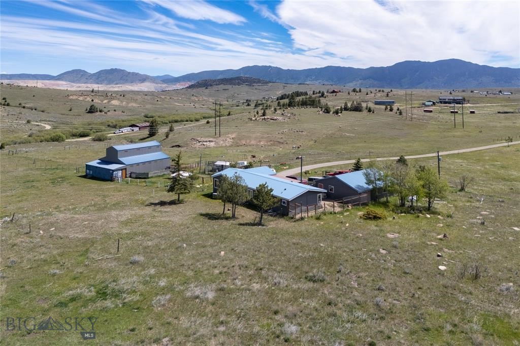 927 Coyote, Butte