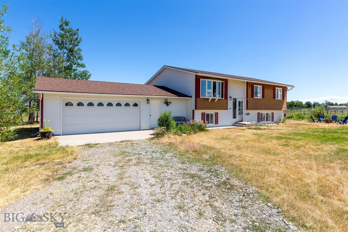 1120 Bulltail Road, Belgrade, Montana