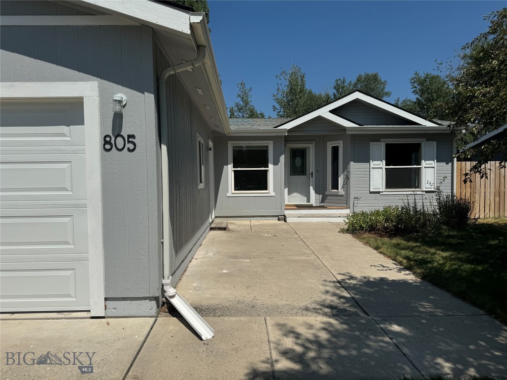 805 Oakwood Drive, Belgrade, Montana