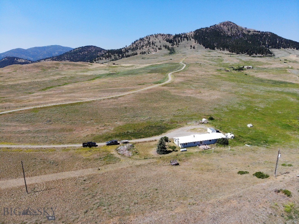 1800 Bills Mountain Road, Wolf Creek