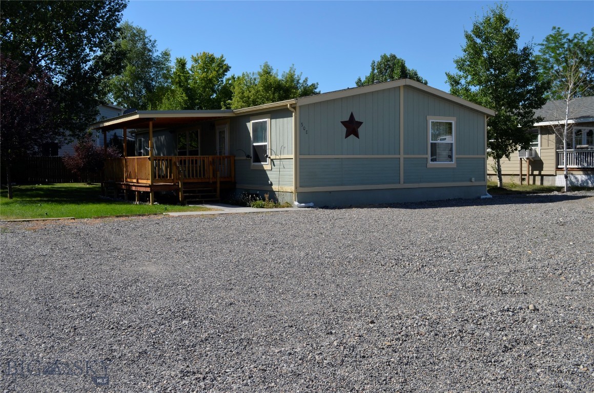 508 Westwood Circle, Belgrade, Montana