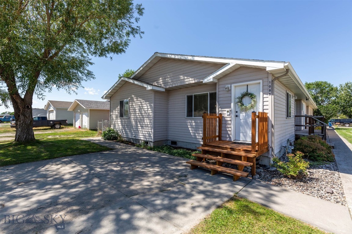 108 10th Street B, Belgrade, Montana