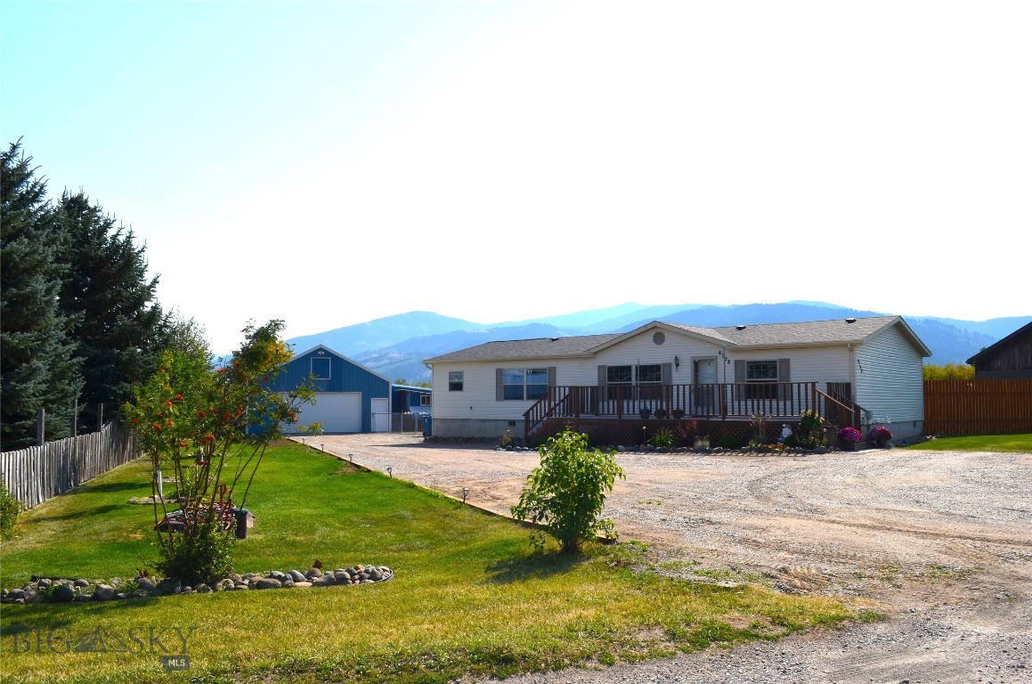 6108 Shadow Circle, Bozeman, Montana