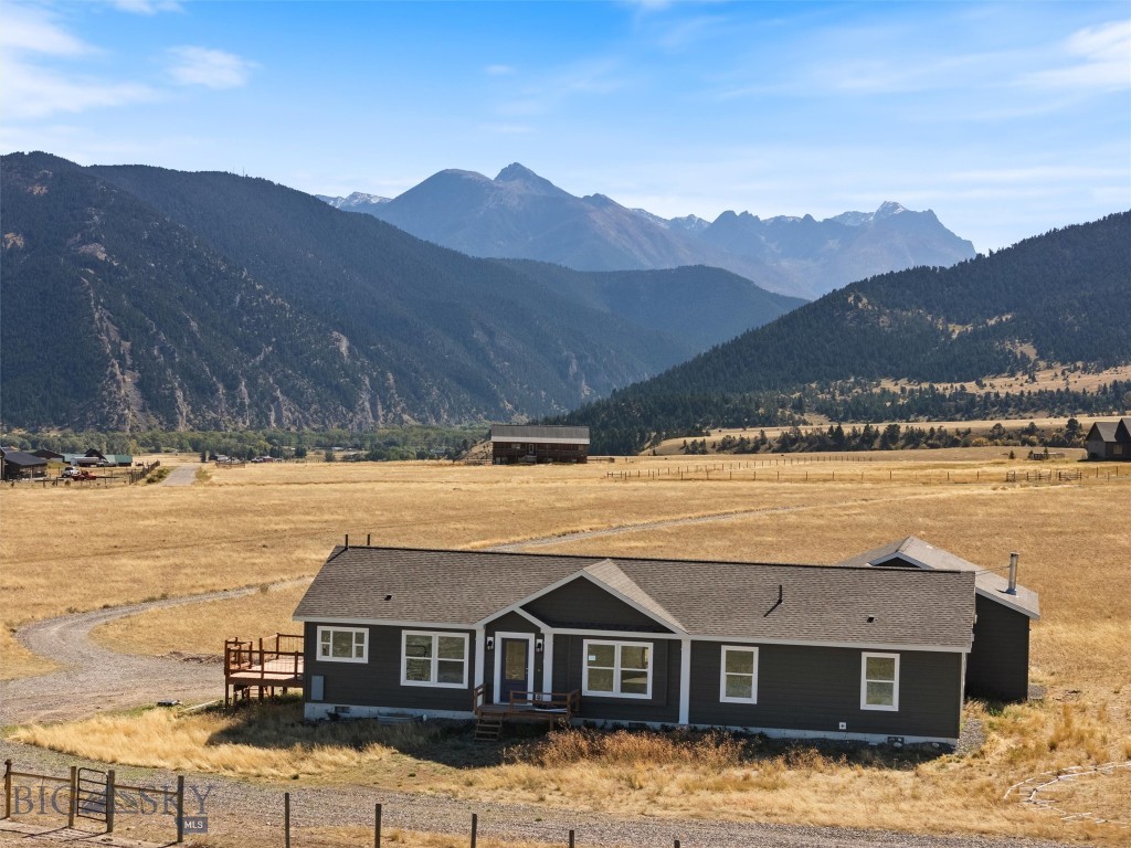 106 Buffalo Trail, Livingston, Montana