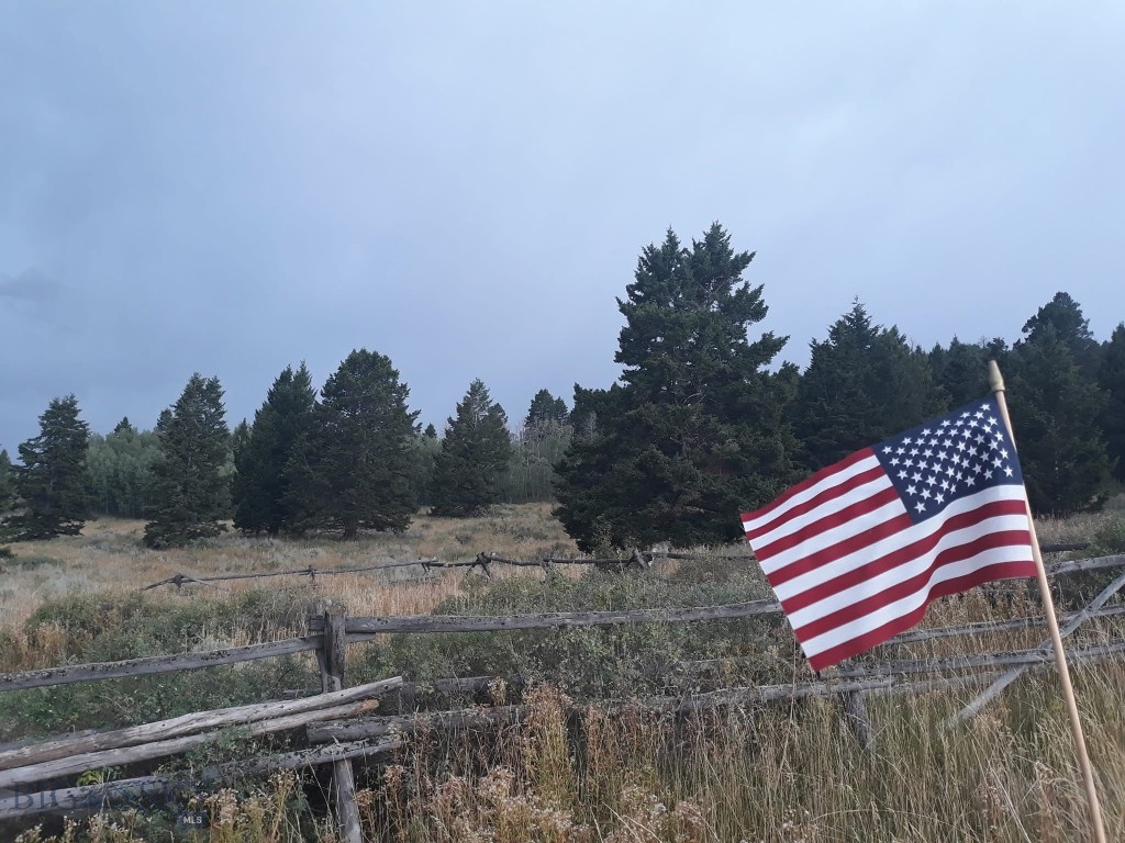 Parcel 25 Buffalo Lance Ranch, Cameron, Montana