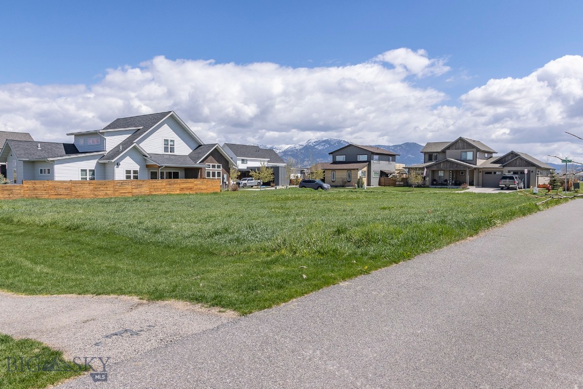 1325 Ryun Sun Way, Bozeman