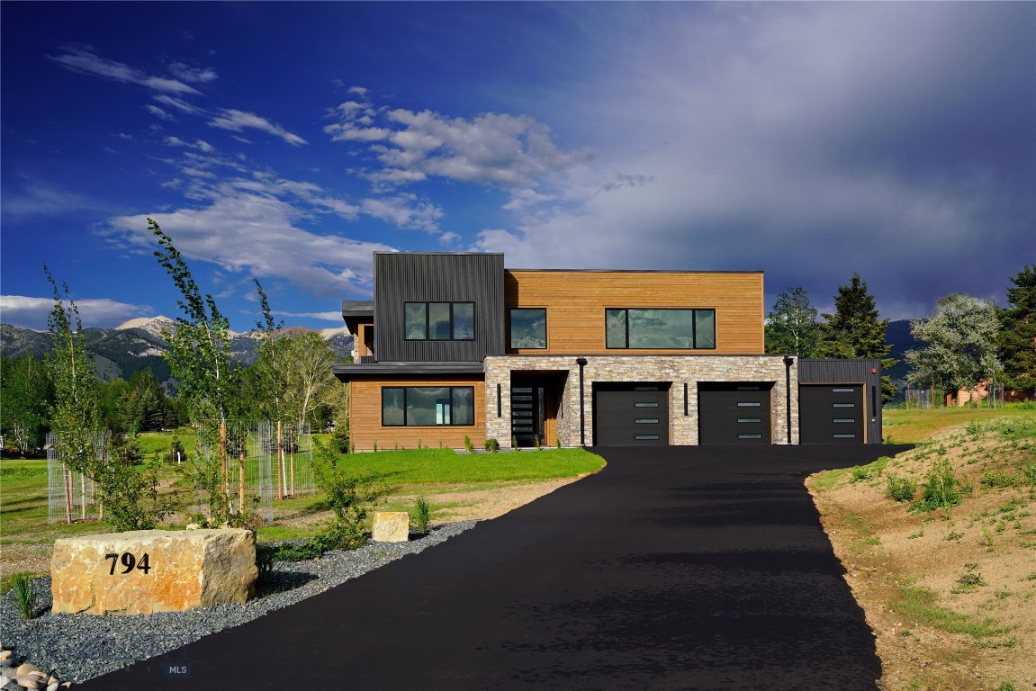 794 Naya Nuki Drive, Bozeman