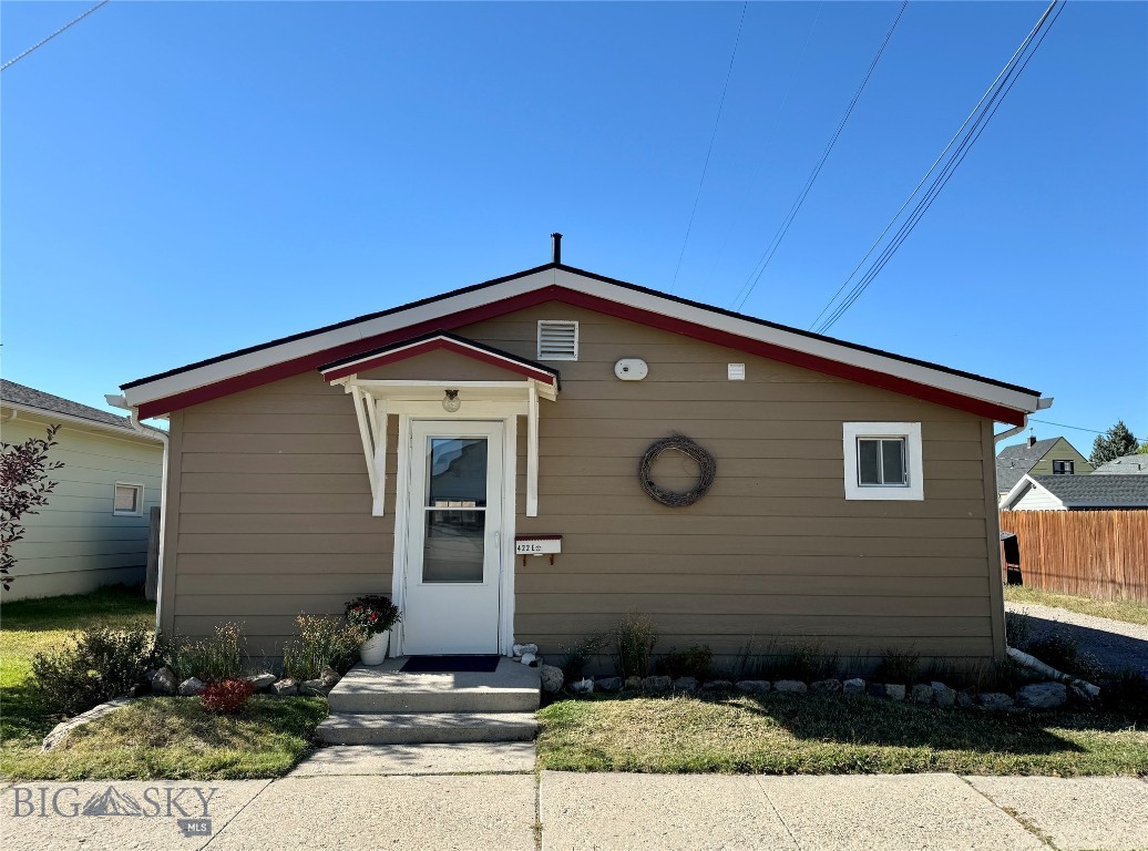 422 E Center Street, Dillon