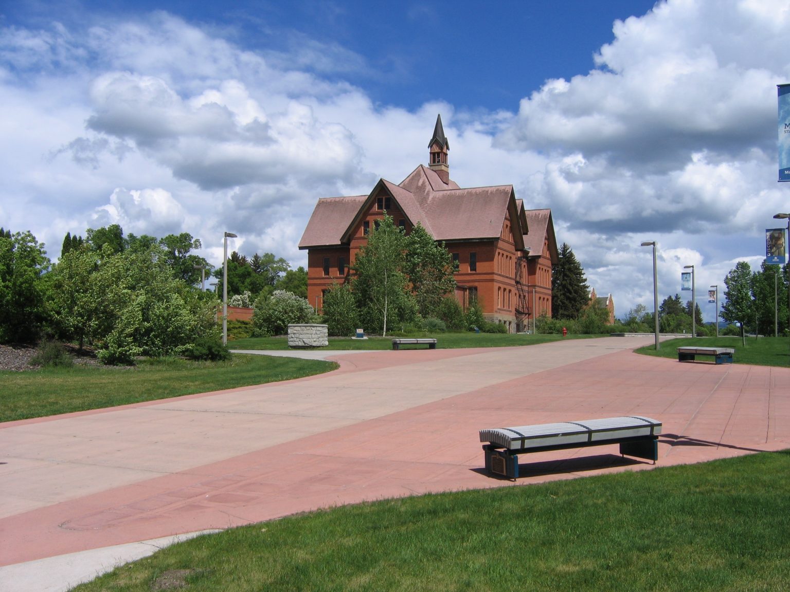 Montana State University (MSU) History | Largest University In MT